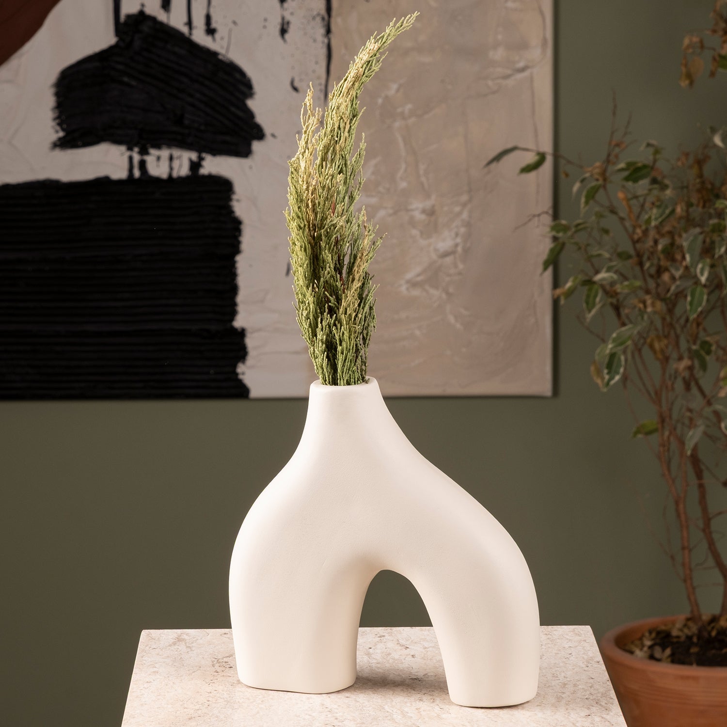 Ndes Ceramic Vase